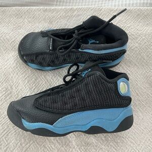 Jordan 13 Retro. Black University Blue color. Toddler 9